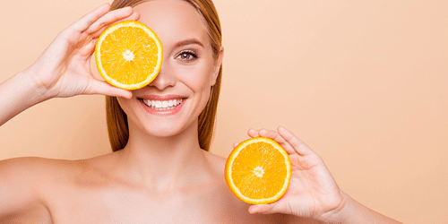 A Importância da Vitamina C no Rejuvenescimento da Pele